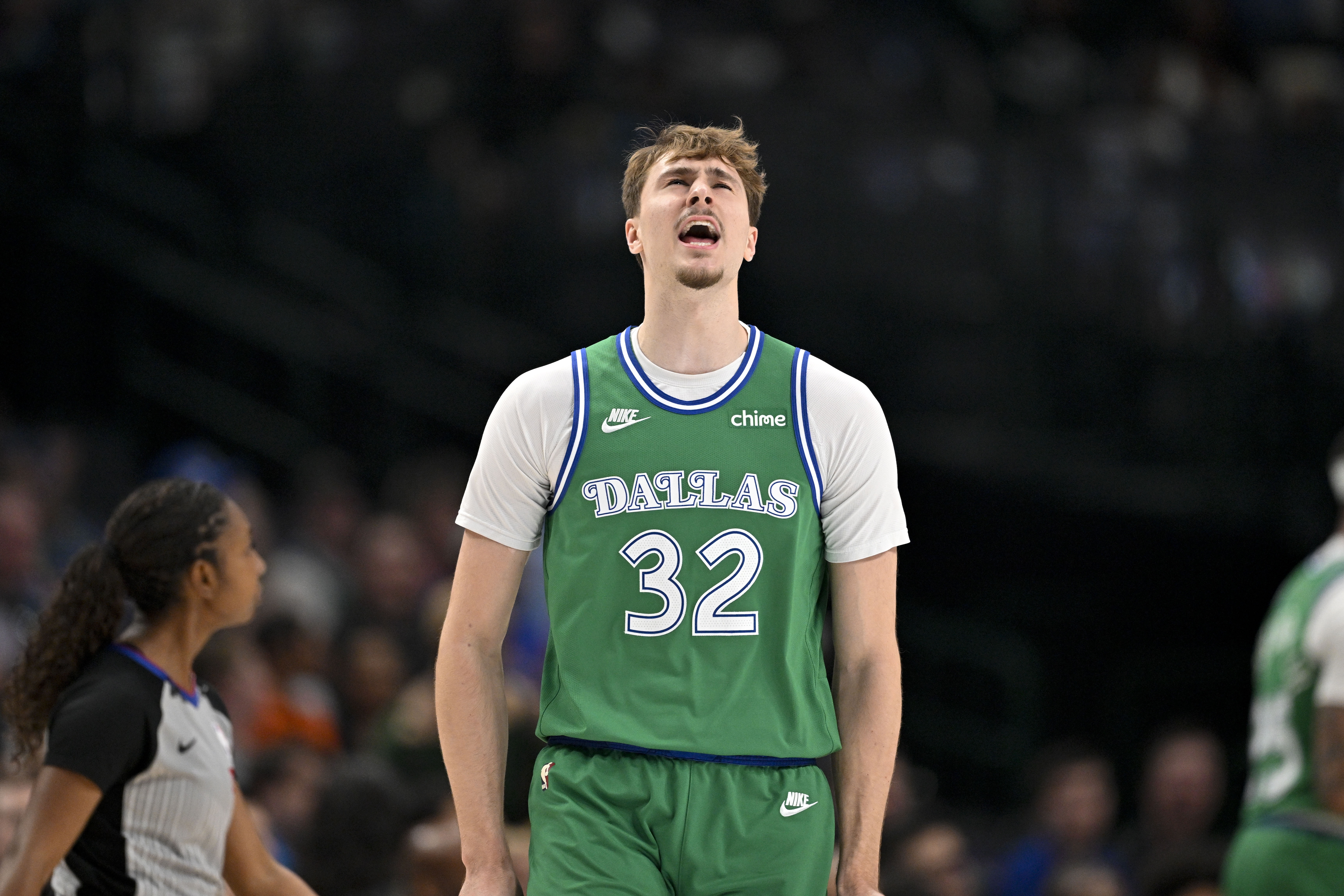 弗拉格空砍32+9+7失误 克里斯蒂赛后详解其关键球处理