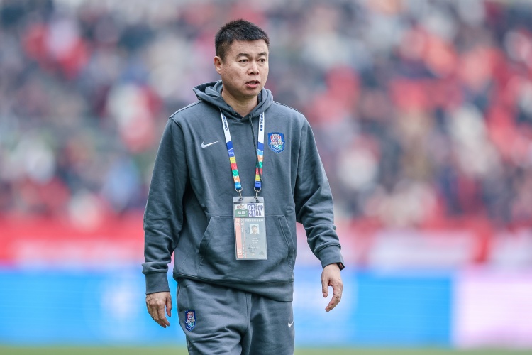 于根伟回应下课声浪 负九分垫底直言自责无能