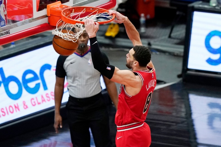 湖人首发五虎137分创历史第四 盘点NBA那些火力全开的先发组合