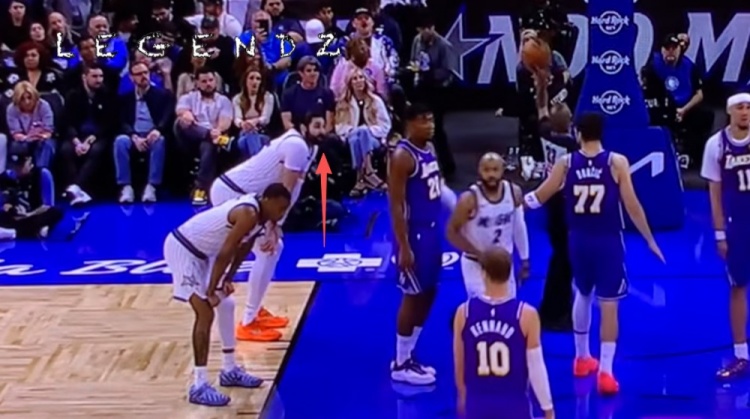 东契奇因家人言论与比塔泽激烈冲突 领第16次技犯下场禁赛