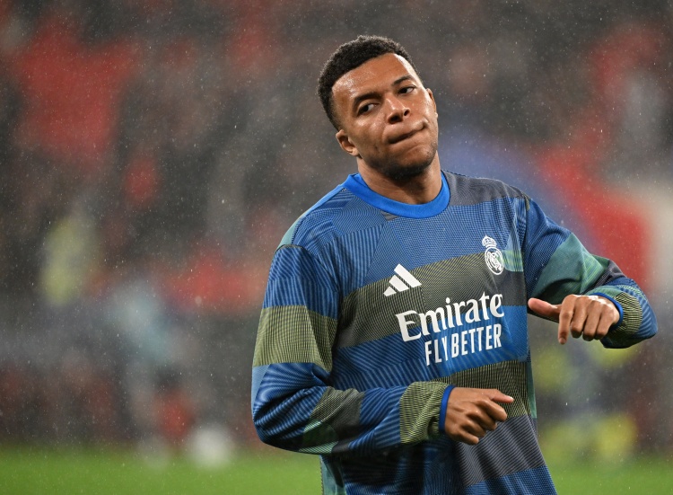 RMC曝皇马医疗组重大失误 姆巴佩左膝伤情曾被误诊