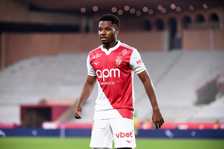 巴萨外租五将集体失位 法蒂佩尼亚等人在新东家沦为替补