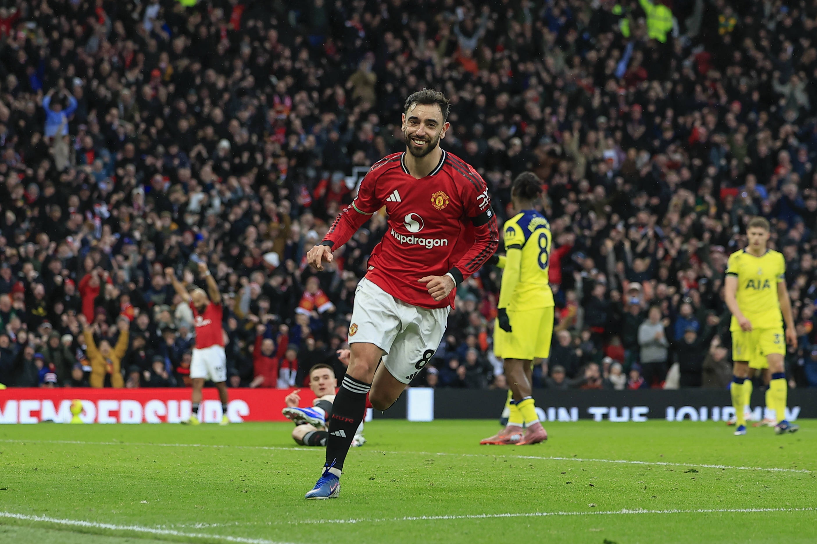 哈格里夫斯评赛季最佳:枪手夺冠则加布或赖斯当选,否则必属B费