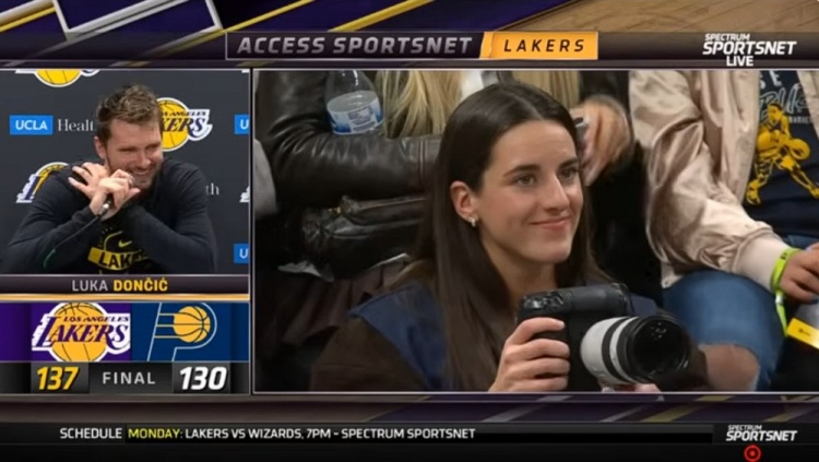 东契奇43分回应克拉克抓拍 称未察觉WNBA球星在场边客串摄影 东契奇43分回应克拉克抓拍 称未察觉WNBA球星在场边客串摄影