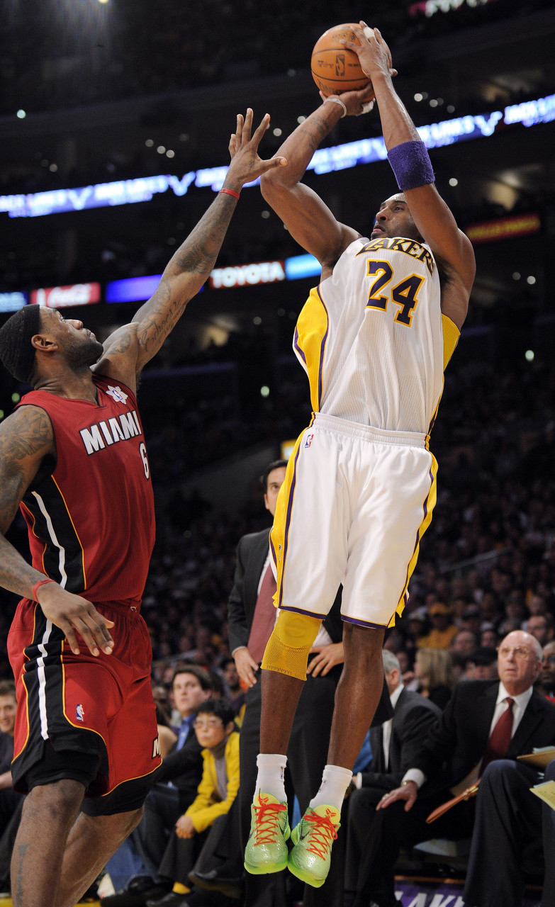 微笑刺客拆解詹科最后一投分工 决策选勒布朗出手归科比