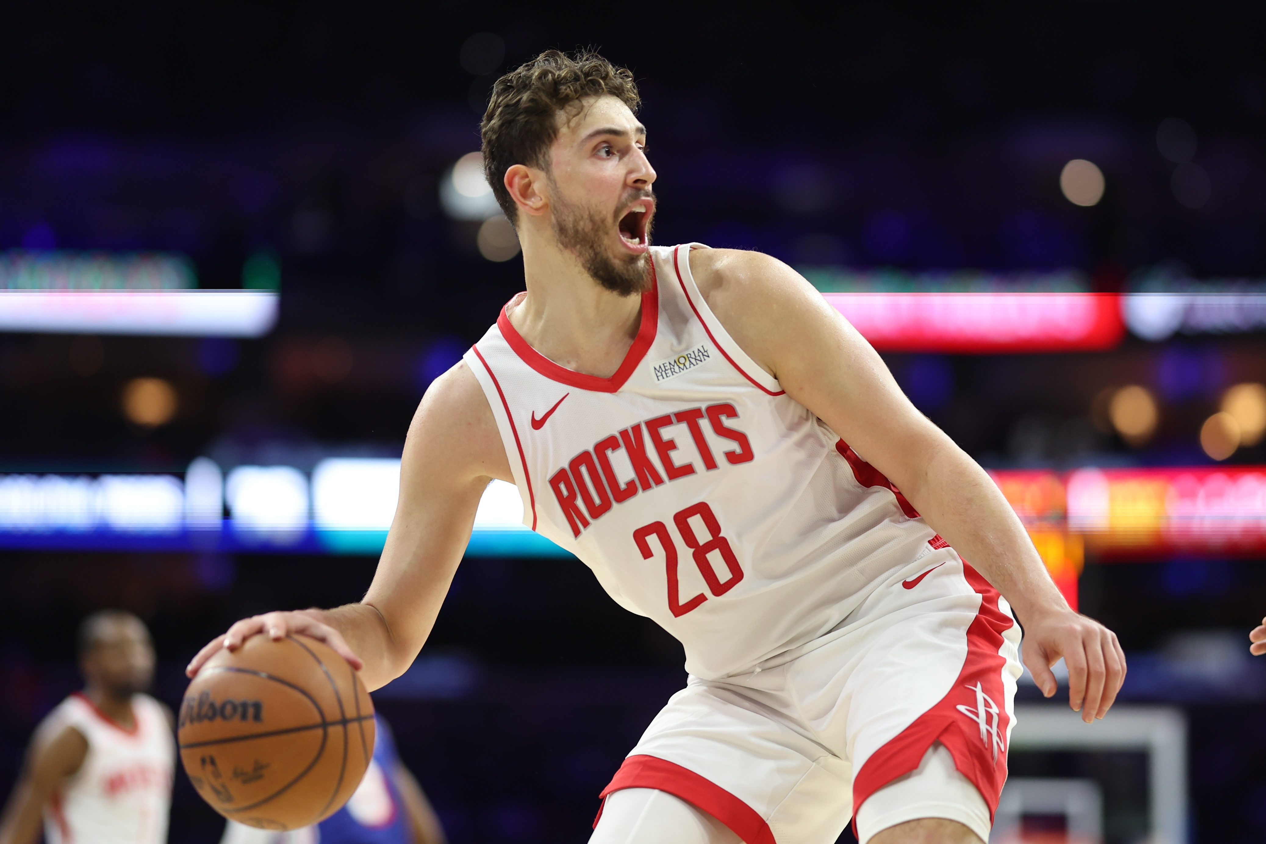 火箭全明星赛后攻防崩盘 无控卫阵型暴露致命缺陷