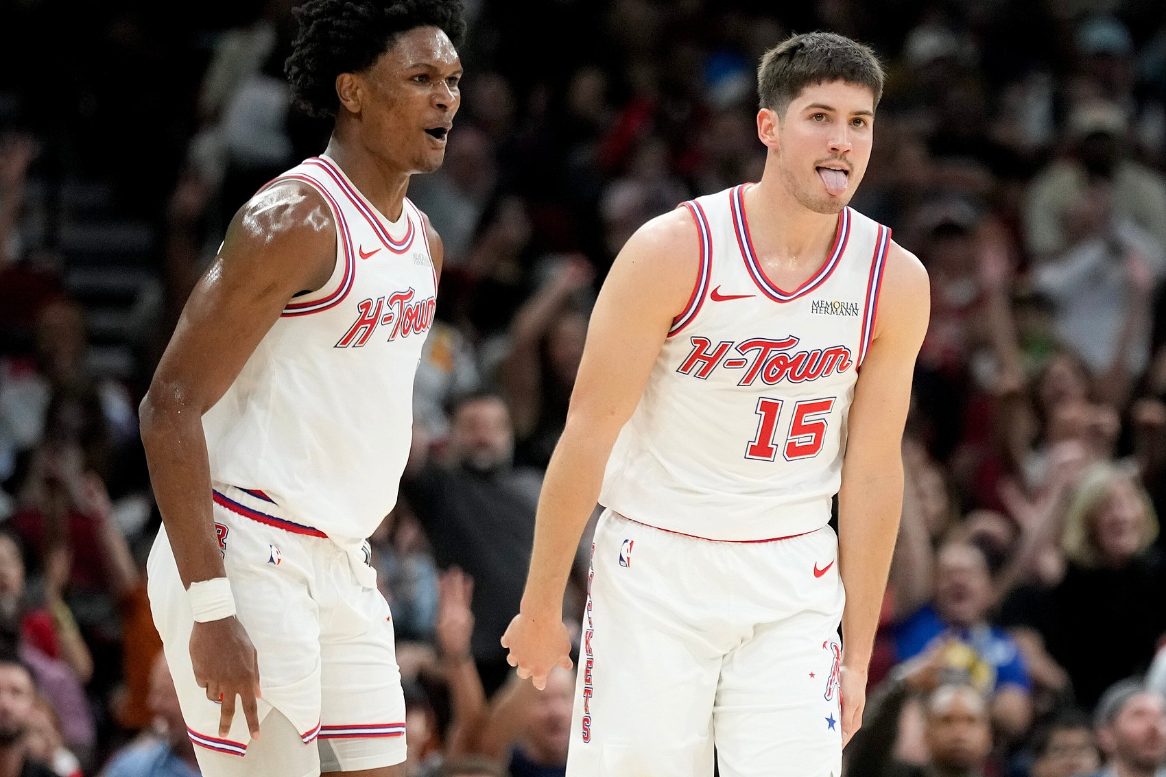 火箭全明星赛后攻防崩盘 无控卫阵型暴露致命缺陷