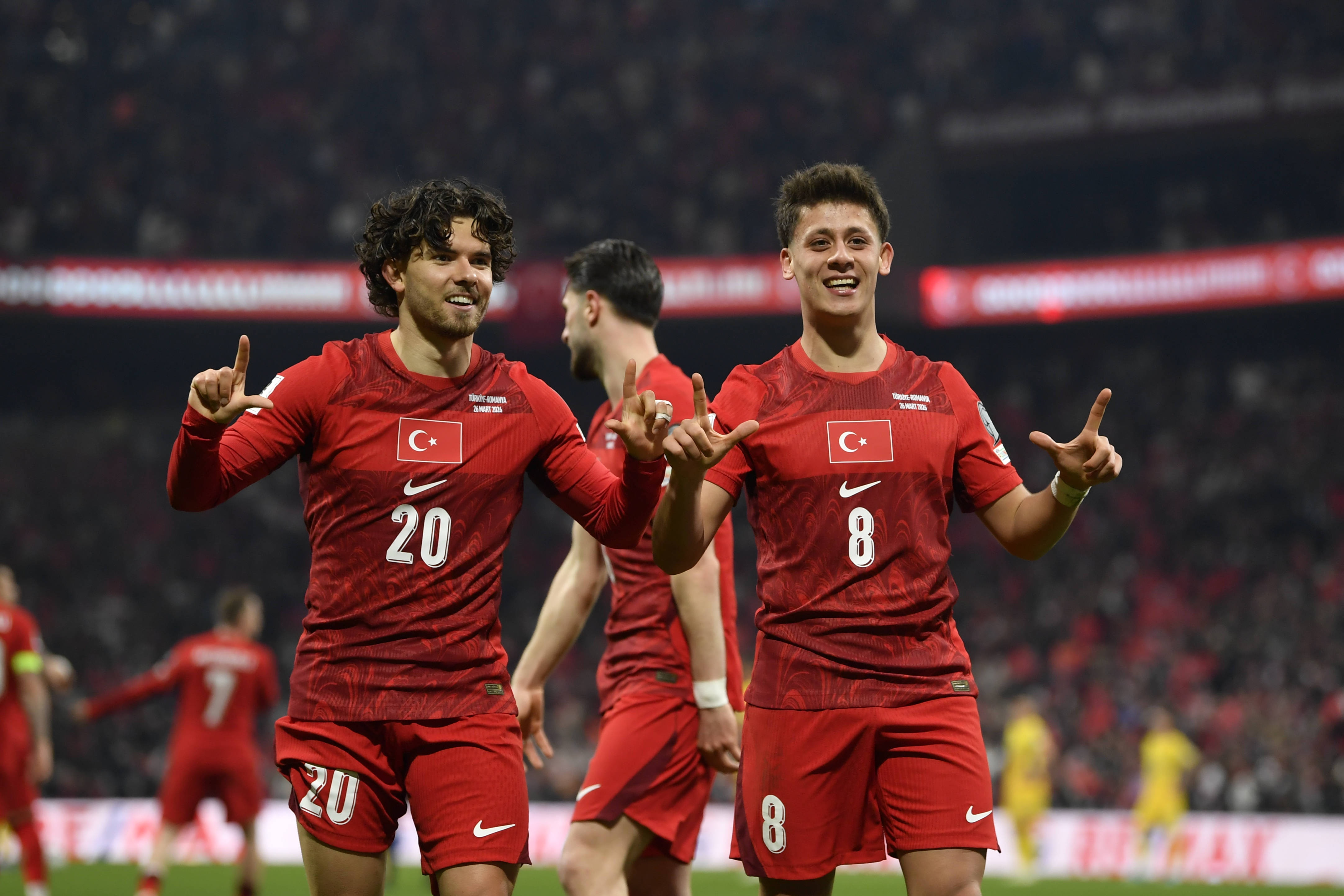 土耳其一球制胜晋级附加赛决赛 居莱尔助攻卡迪奥卢兑现战术部署