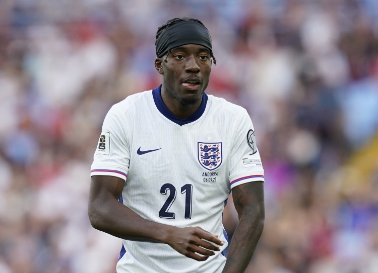 马杜埃凯直面三狮军团右路竞争 称与萨卡互相学习 马杜埃凯直面三狮军团右路竞争 称与萨卡互相学习