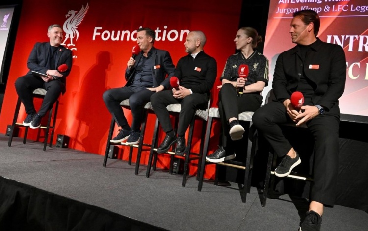 克洛普达格利什领衔安菲尔德慈善赛管理团队 杰拉德克劳奇出战