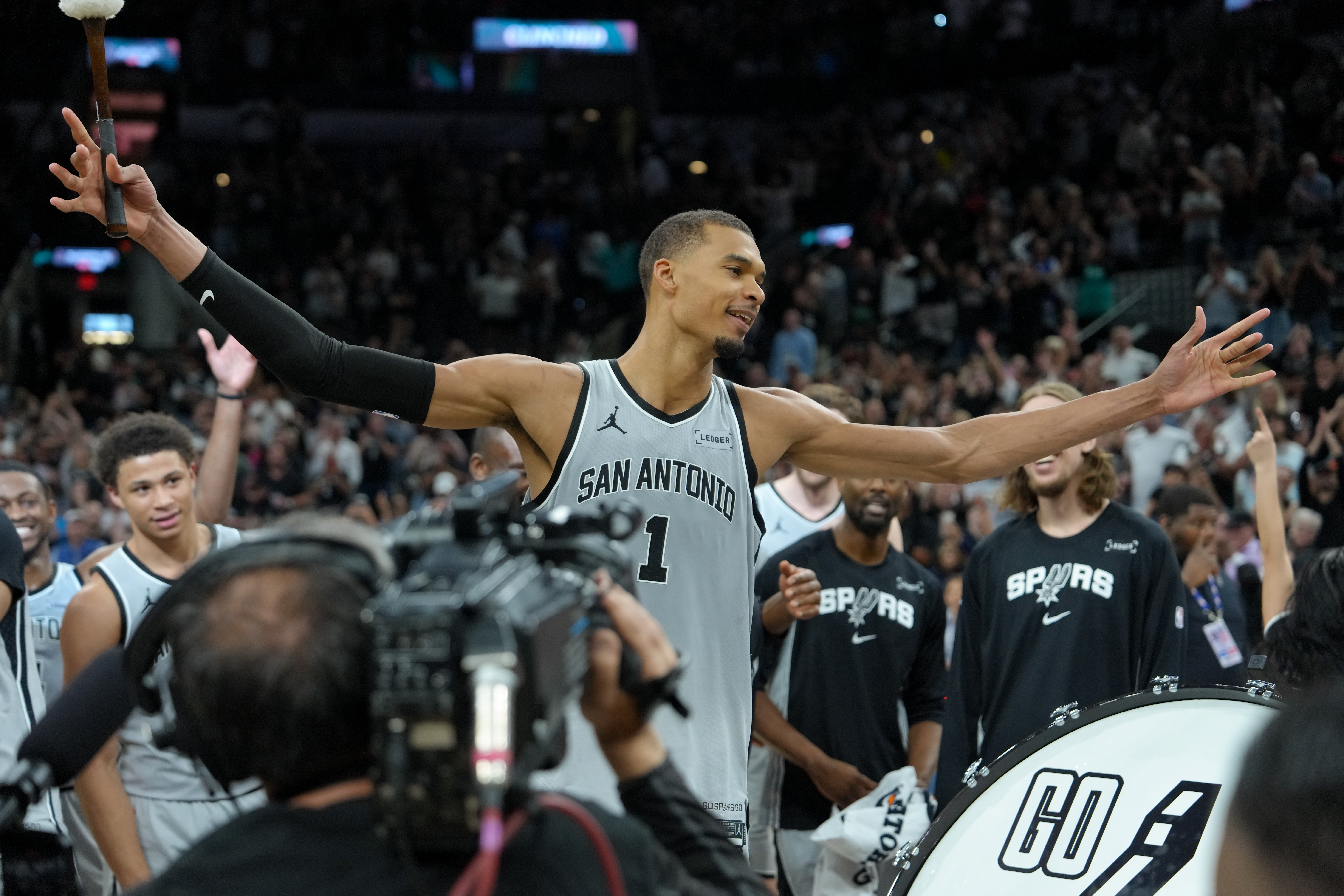 韦德盛赞文班亚马老派心态 直言联盟如今过于客套