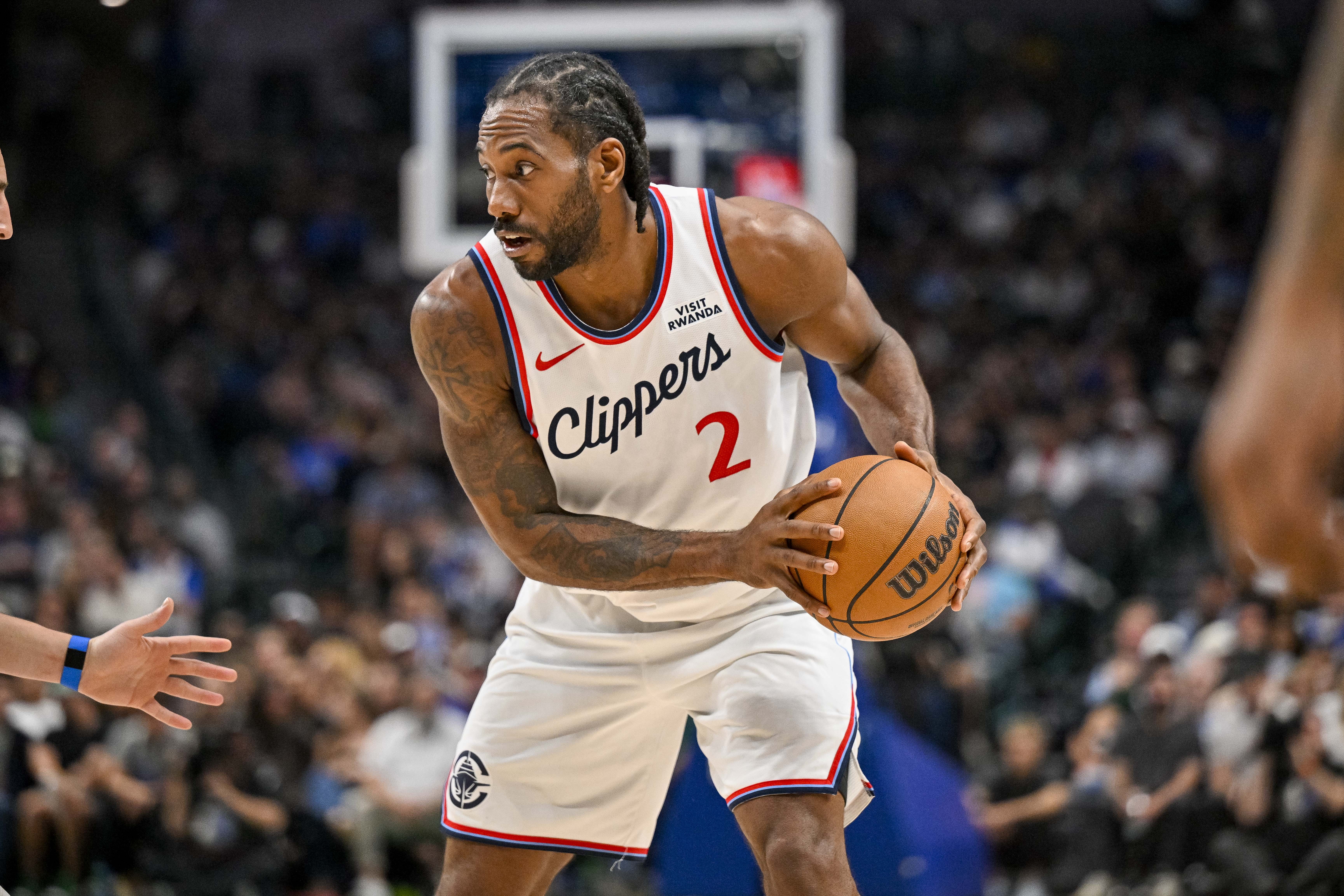 伦纳德手腕带伤完成准绝杀 透露曾考虑让加兰执行最后一投