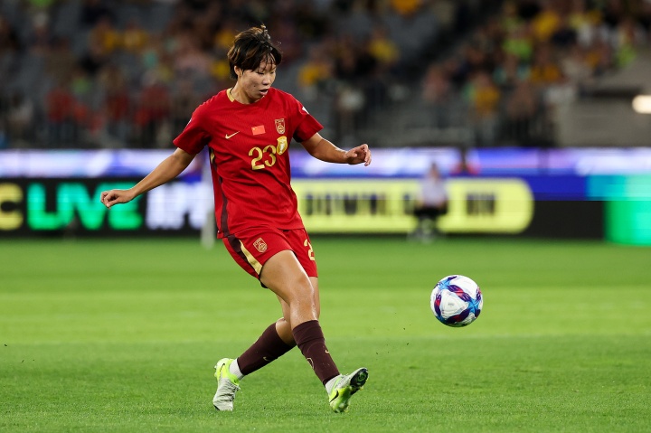 女足国脚邵子钦加盟本菲卡 夏窗注册有望出战欧冠