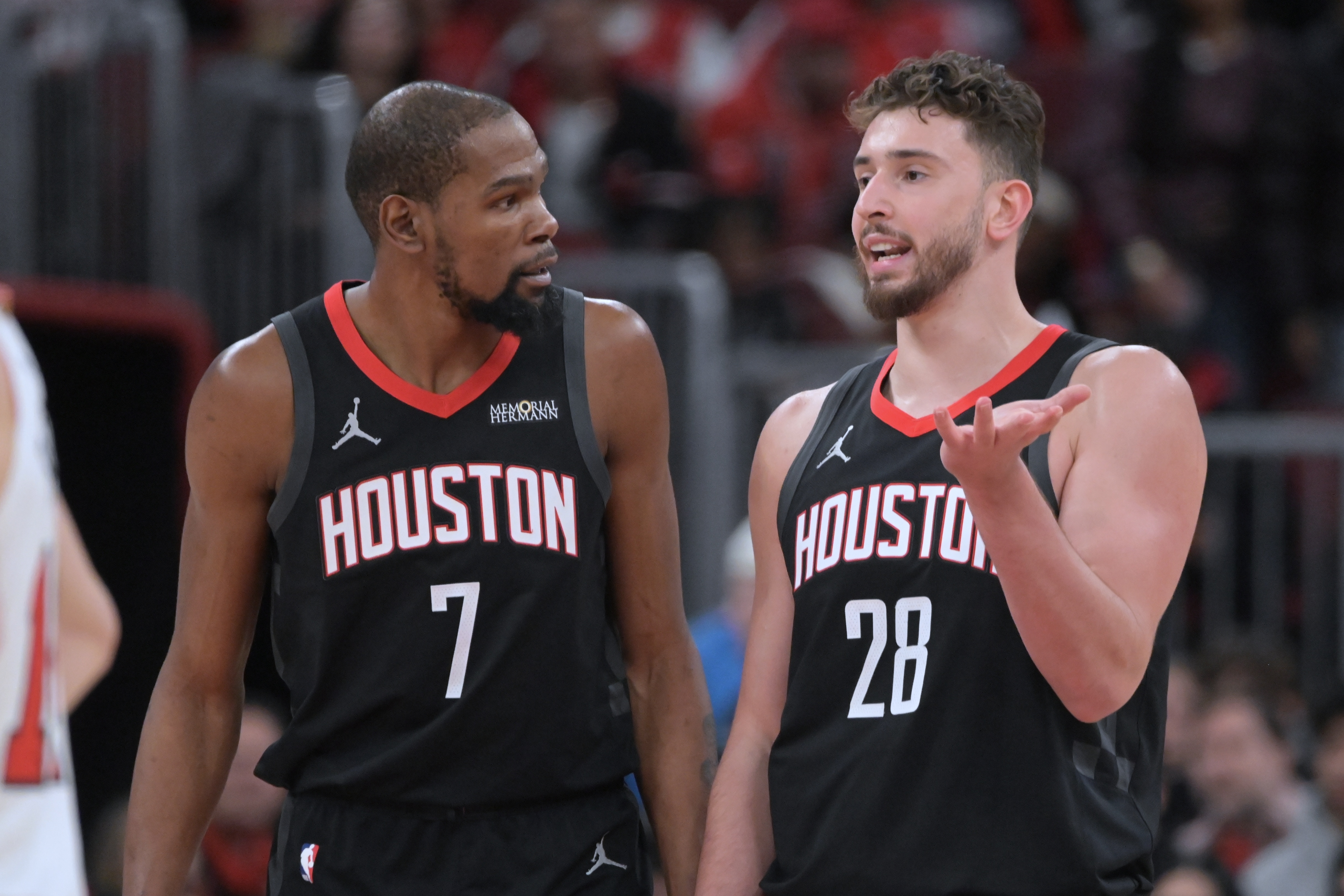 火箭防守体系崩塌 篮板优势退化致攻防失据