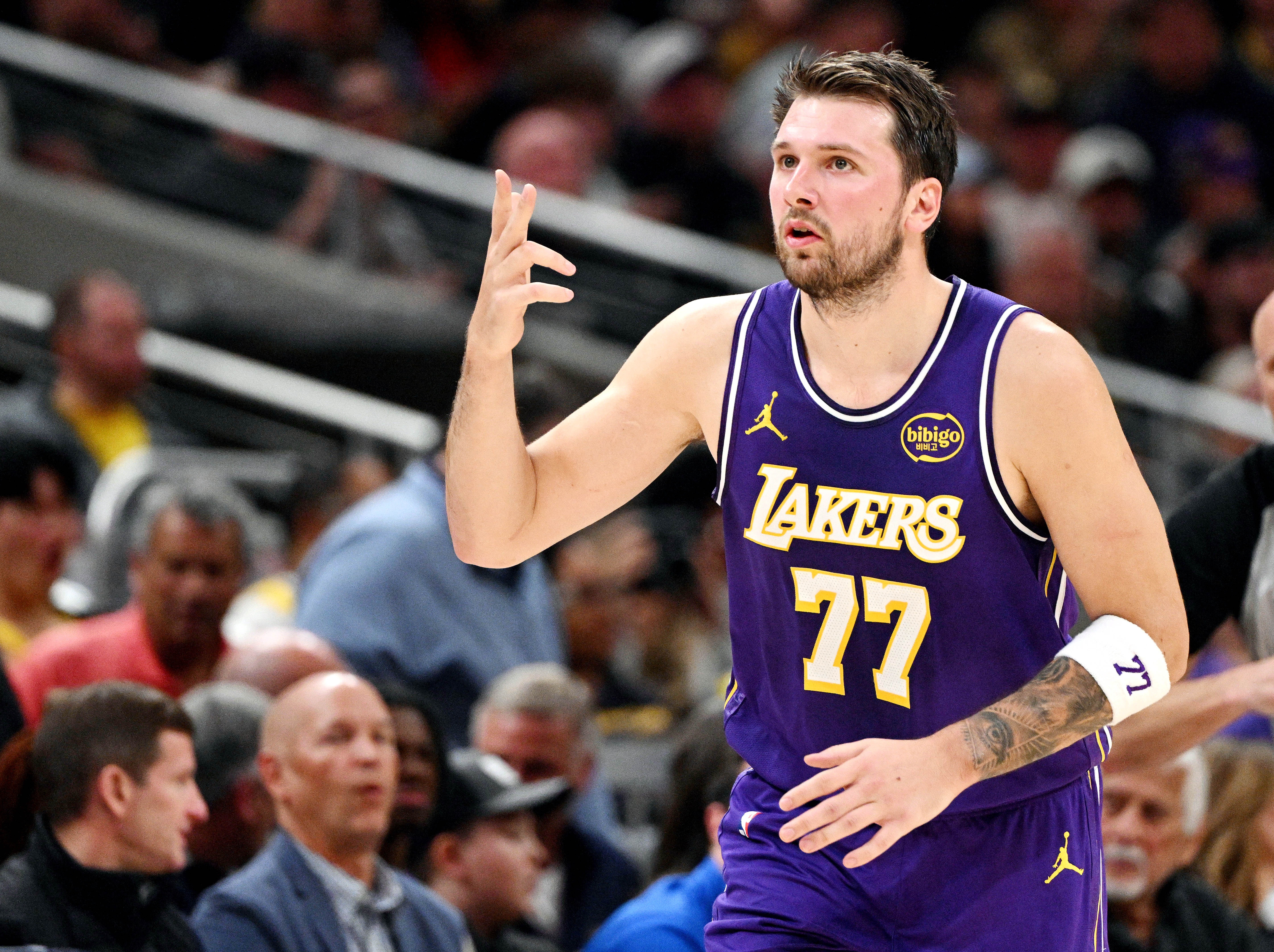 东契奇累计16次技犯触发禁赛 湖人背靠背首战奇才执行