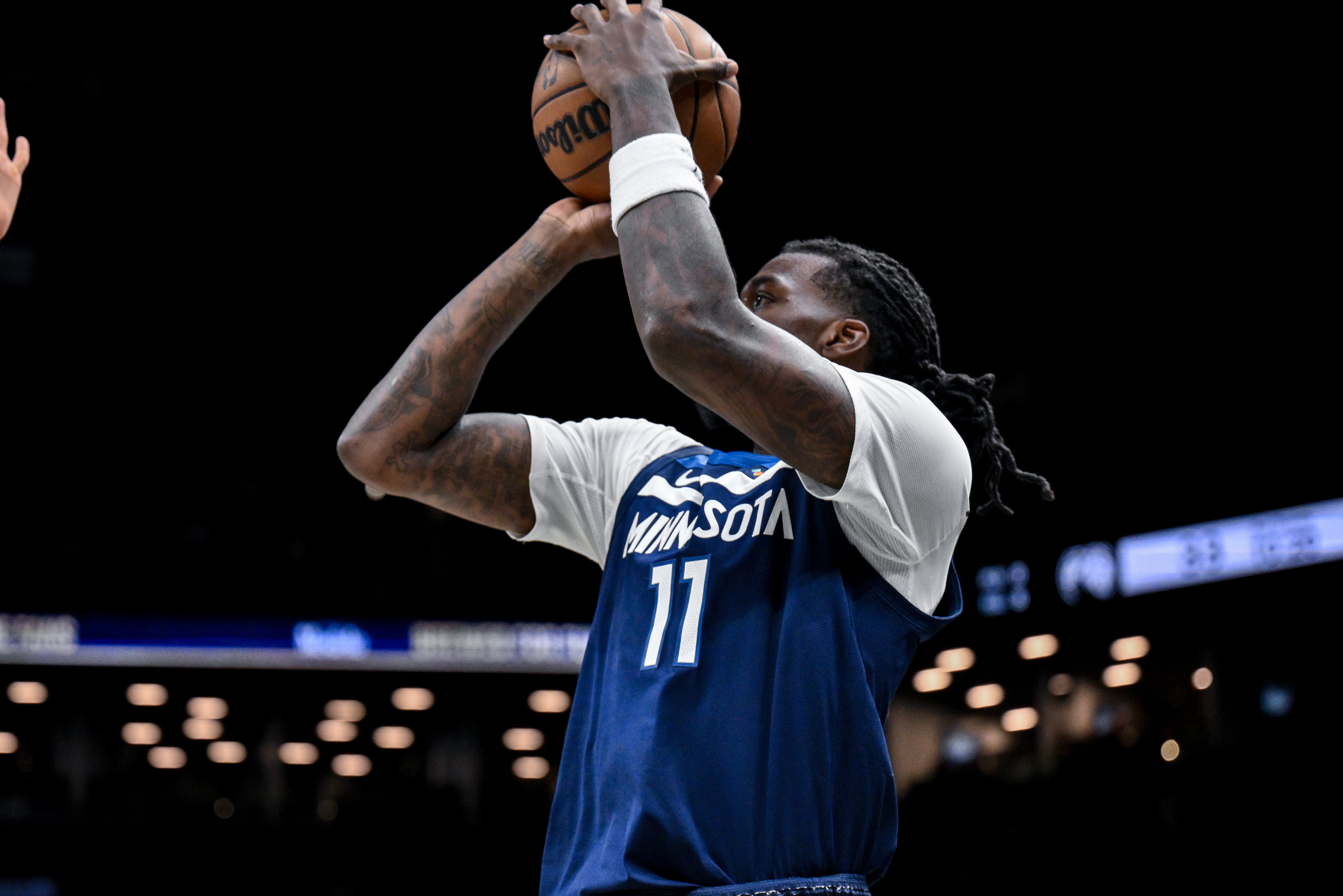 里德15中3正负值-22 芬奇点出其进攻迷失根源