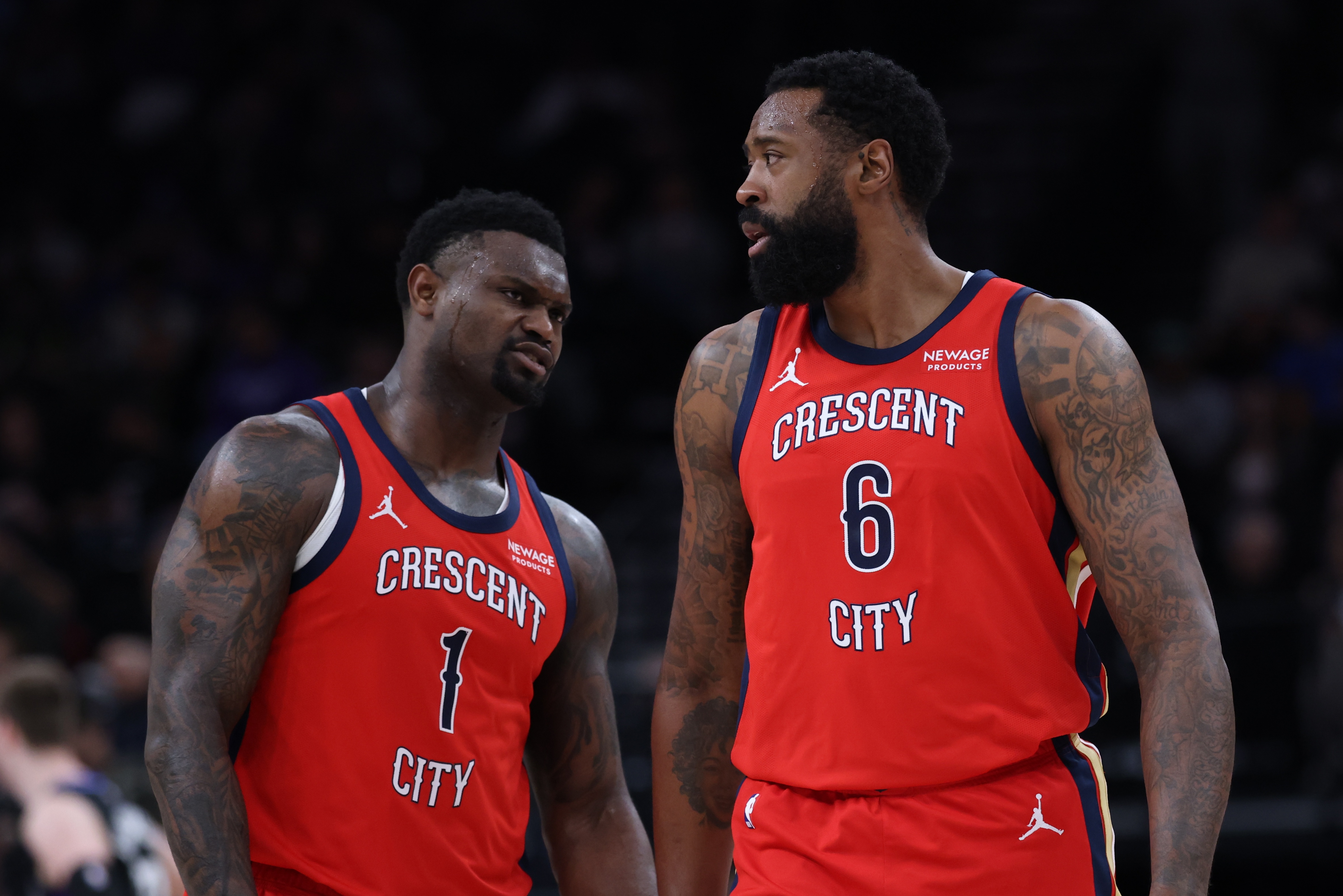 快船33分再屠雄鹿 绿军客场不敌黄蜂 鹈鹕主场阻击火箭