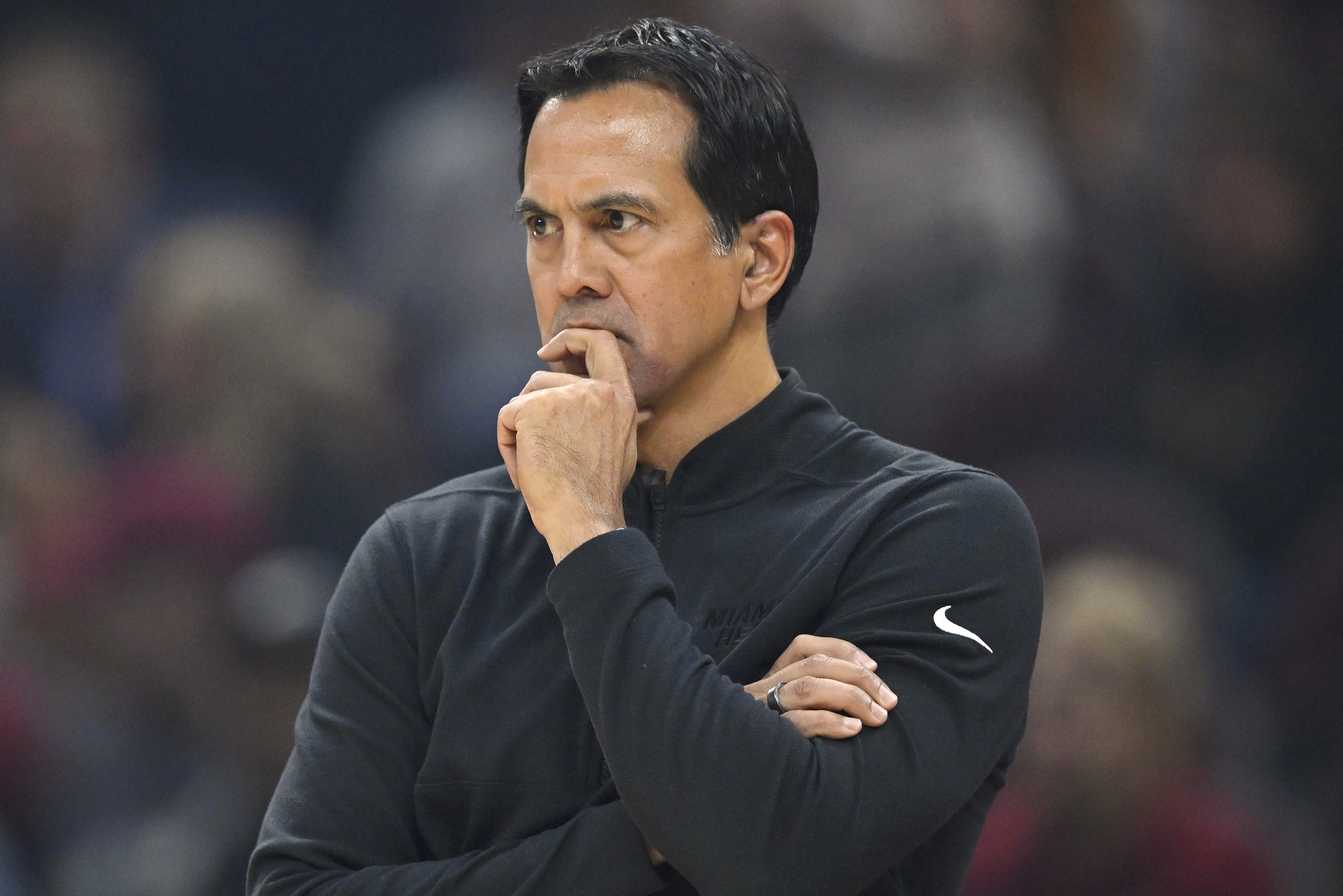 热火连败东部第十 斯波直言两场失利令人失望 热火连败东部第十 斯波直言两场失利令人失望