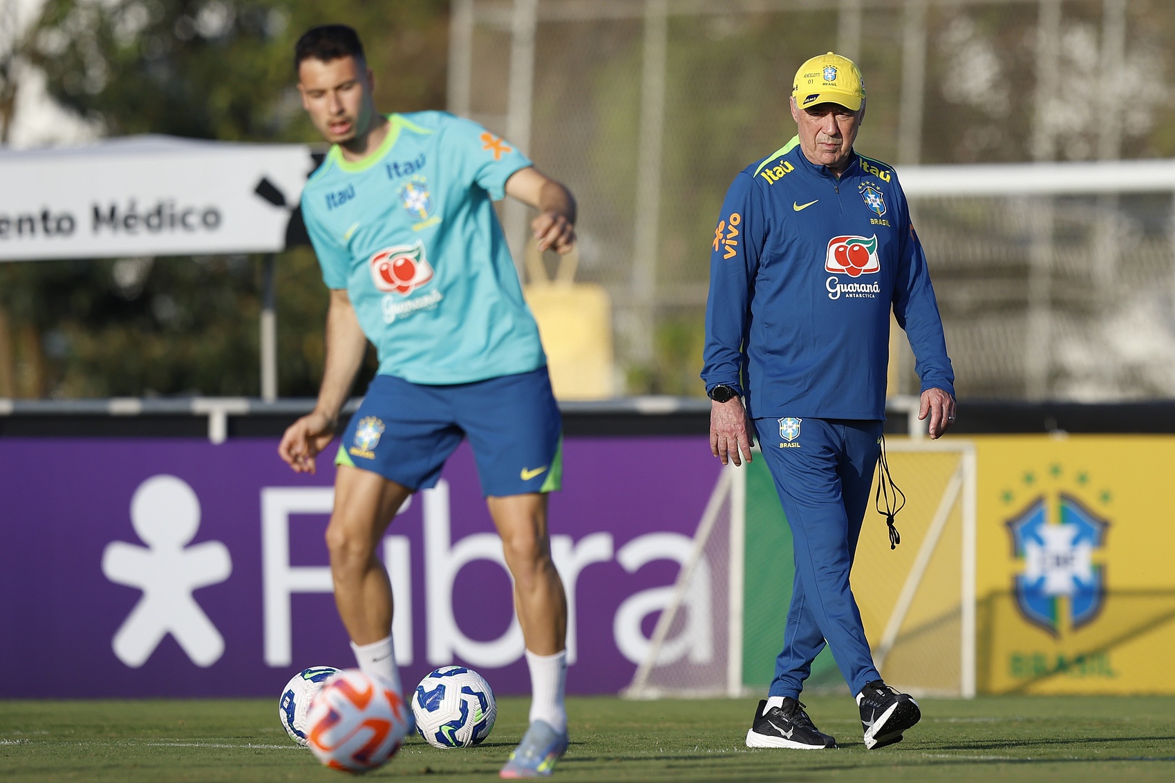 维尼修斯缺席合练马丁内利或顶替 巴西热身赛两位置仍存疑