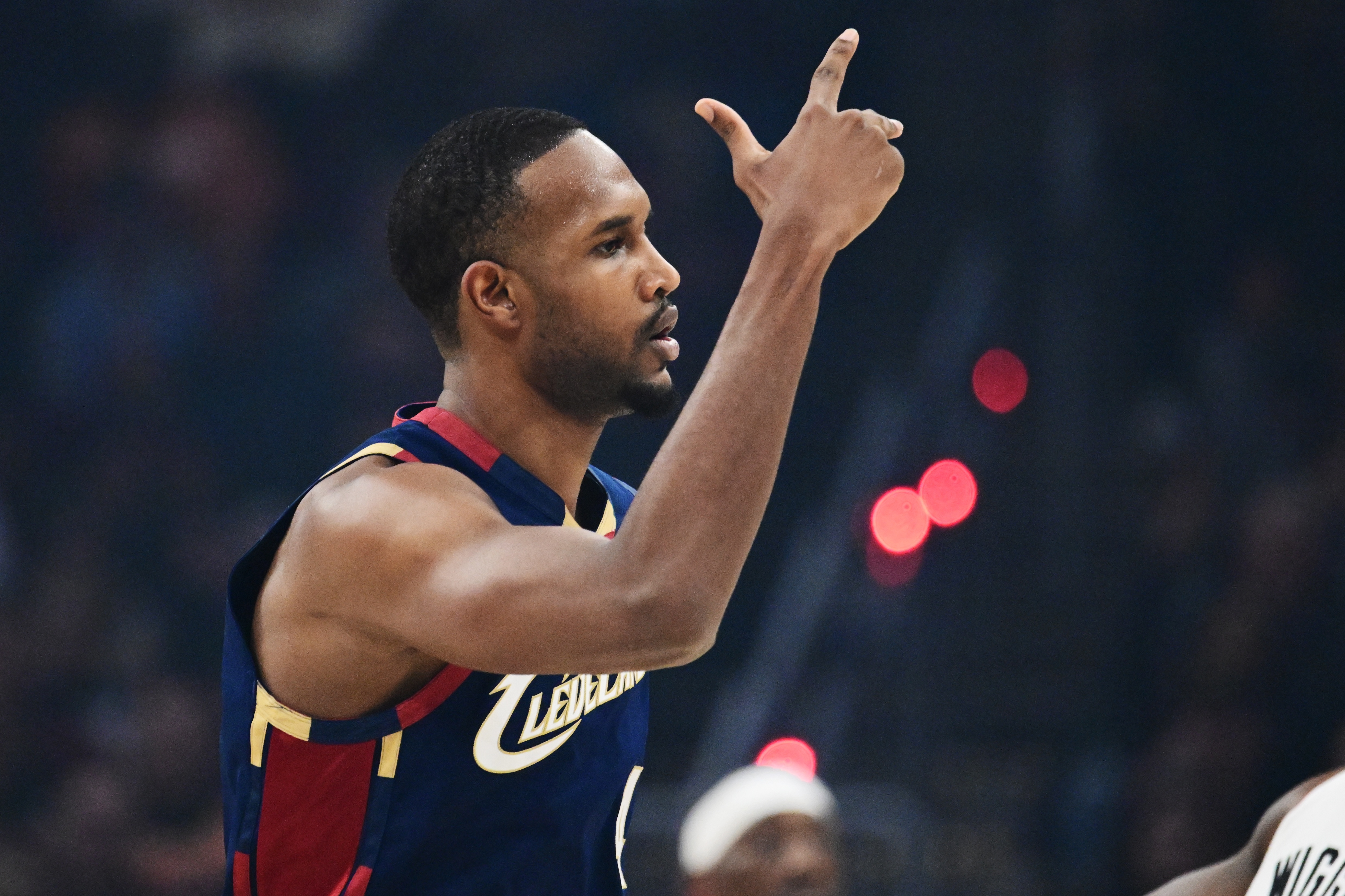 弗莱质疑莫布里角色认同 骑士新星数据背后存隐忧 弗莱质疑莫布里角色认同 骑士新星数据背后存隐忧