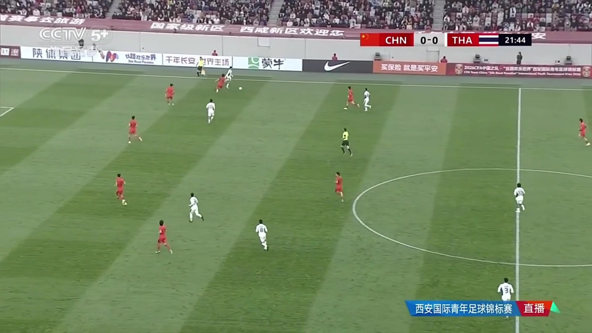 泰国世界波进球！解说：你不能说中国球员没防到位，这球太漂亮了