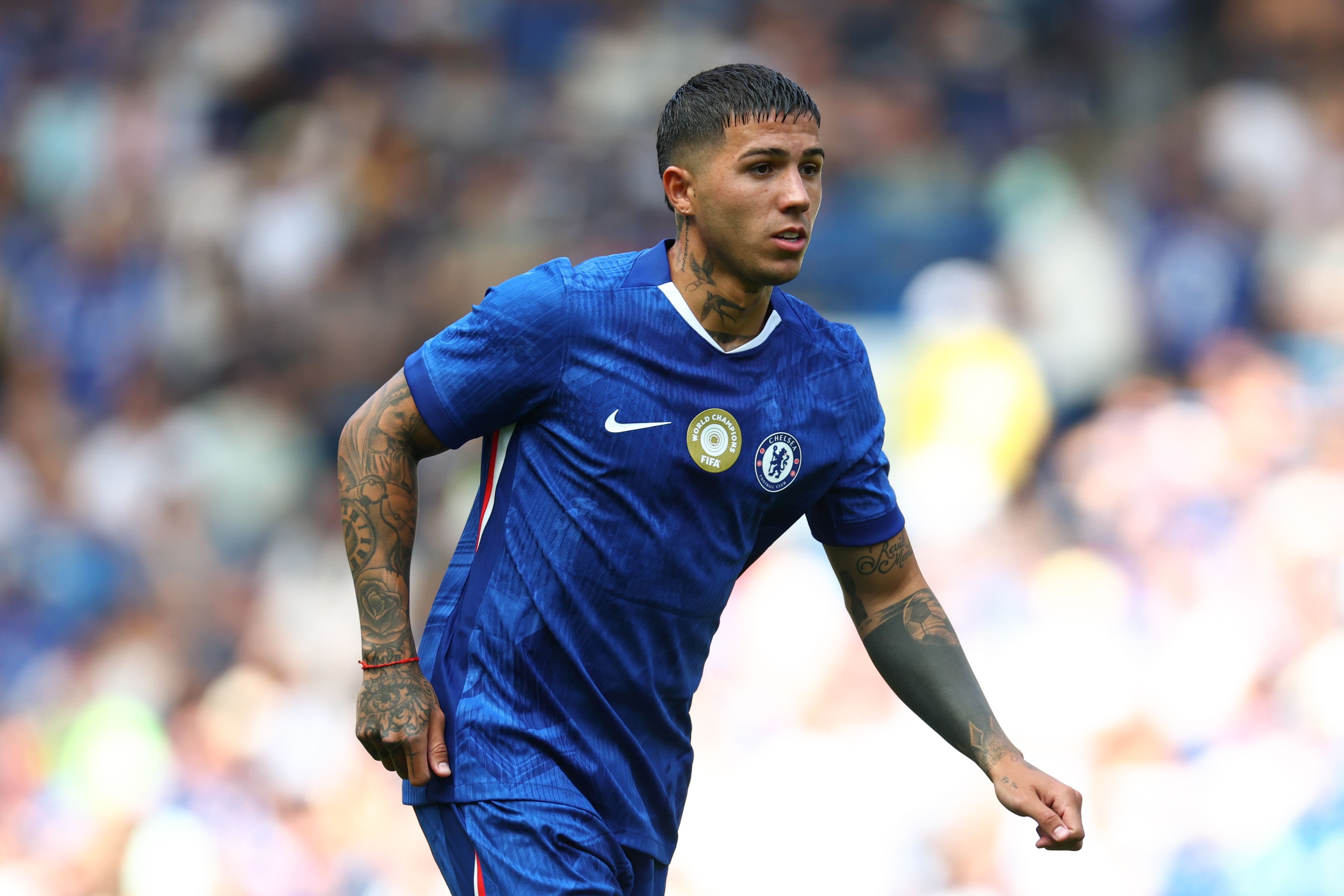 瓦雷拉独家披露恩佐转会动态 皇马主席暂不考虑罗德里 瓦雷拉独家披露恩佐转会动态 皇马主席暂不考虑罗德里