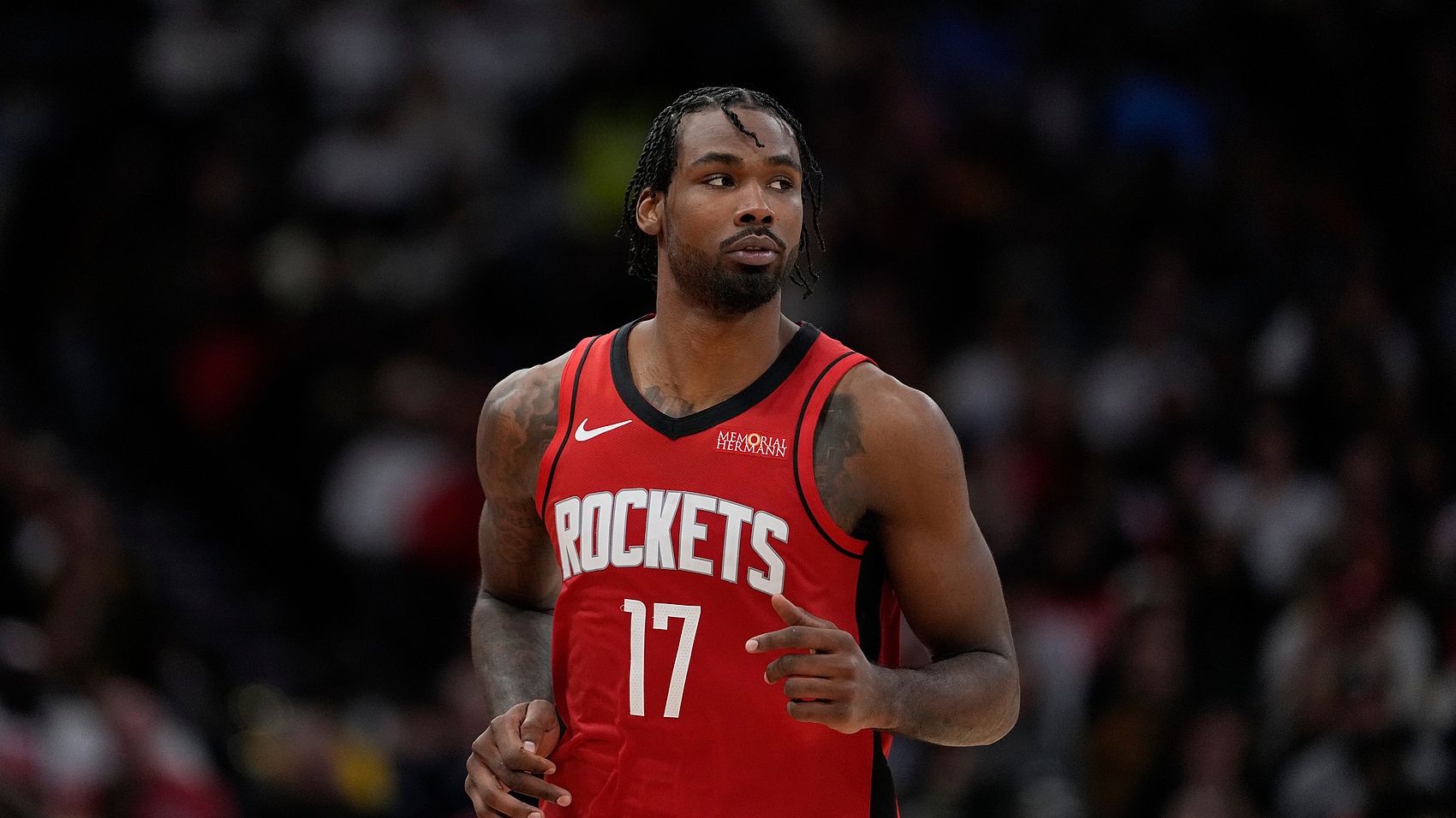 乌度卡赛前变阵 伊森取代谢泼德重回首发 乌度卡赛前变阵 伊森取代谢泼德重回首发