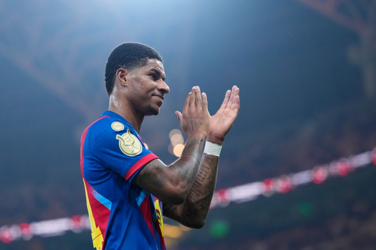 巴萨拉什福德买断条款仍有效 曼联对夏窗留人持信心