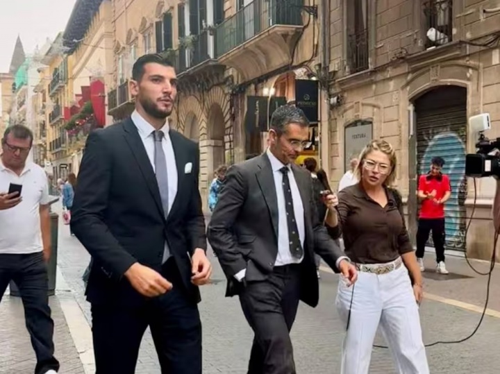 拉法·米尔提交无罪辩护 坚称性关系系三方自愿