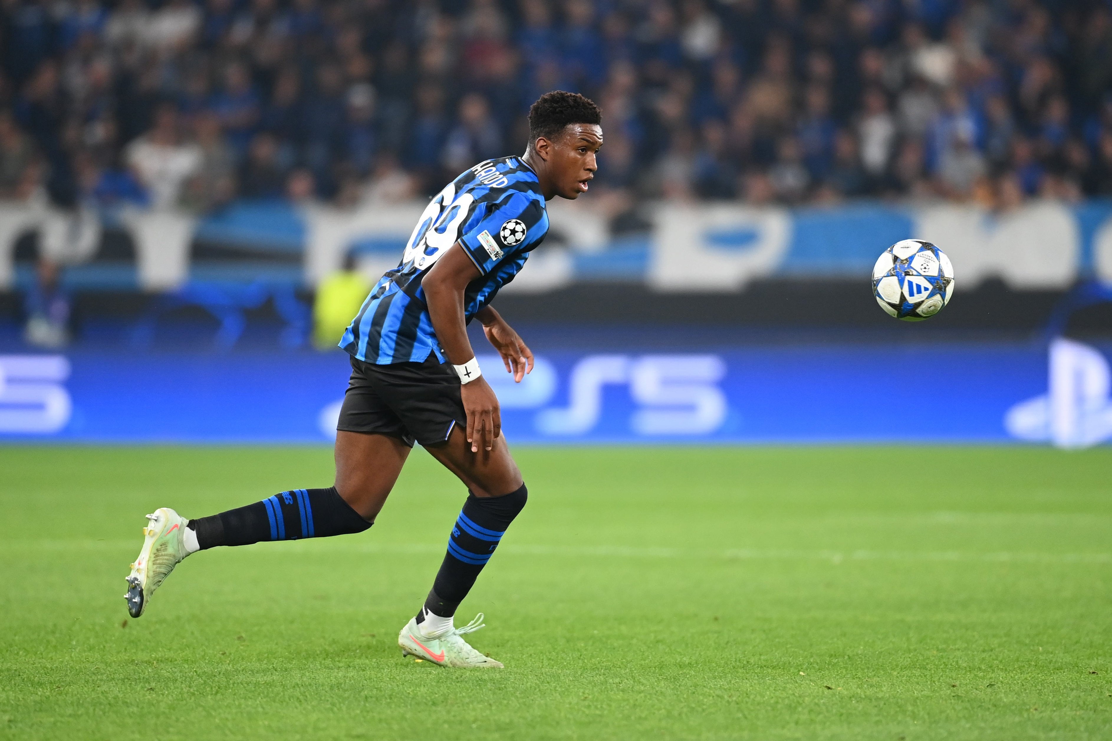 皇马关注亚特兰大18岁意大利后卫阿哈诺