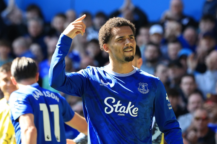 曼联夏窗引援动态 恩迪亚耶进入重点观察名单