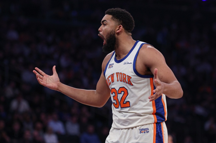 文班亚马41+18力压布朗43分 当选单日最佳球员