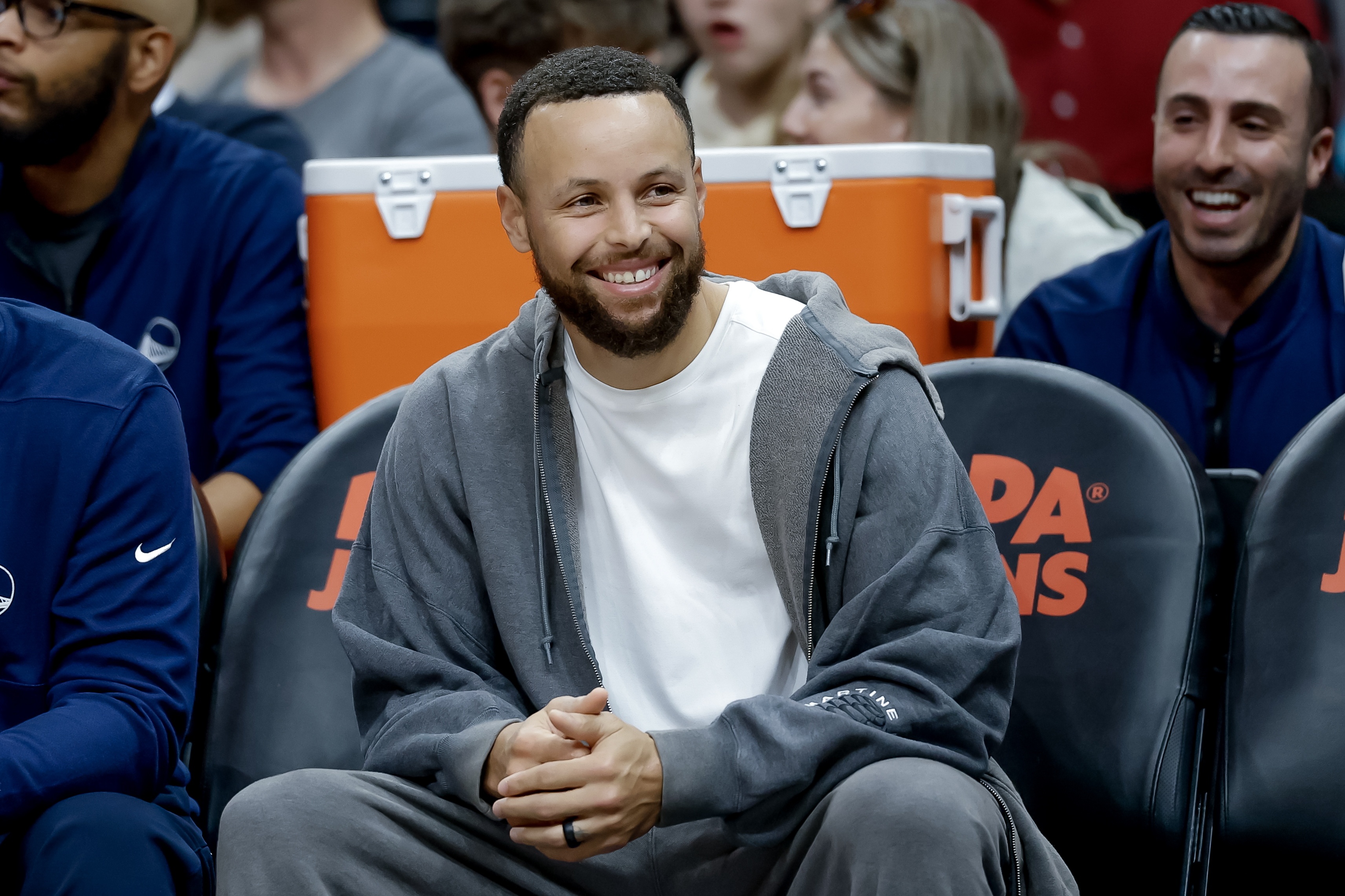 香波特直言对勇士无期待 库里复出时间表更新