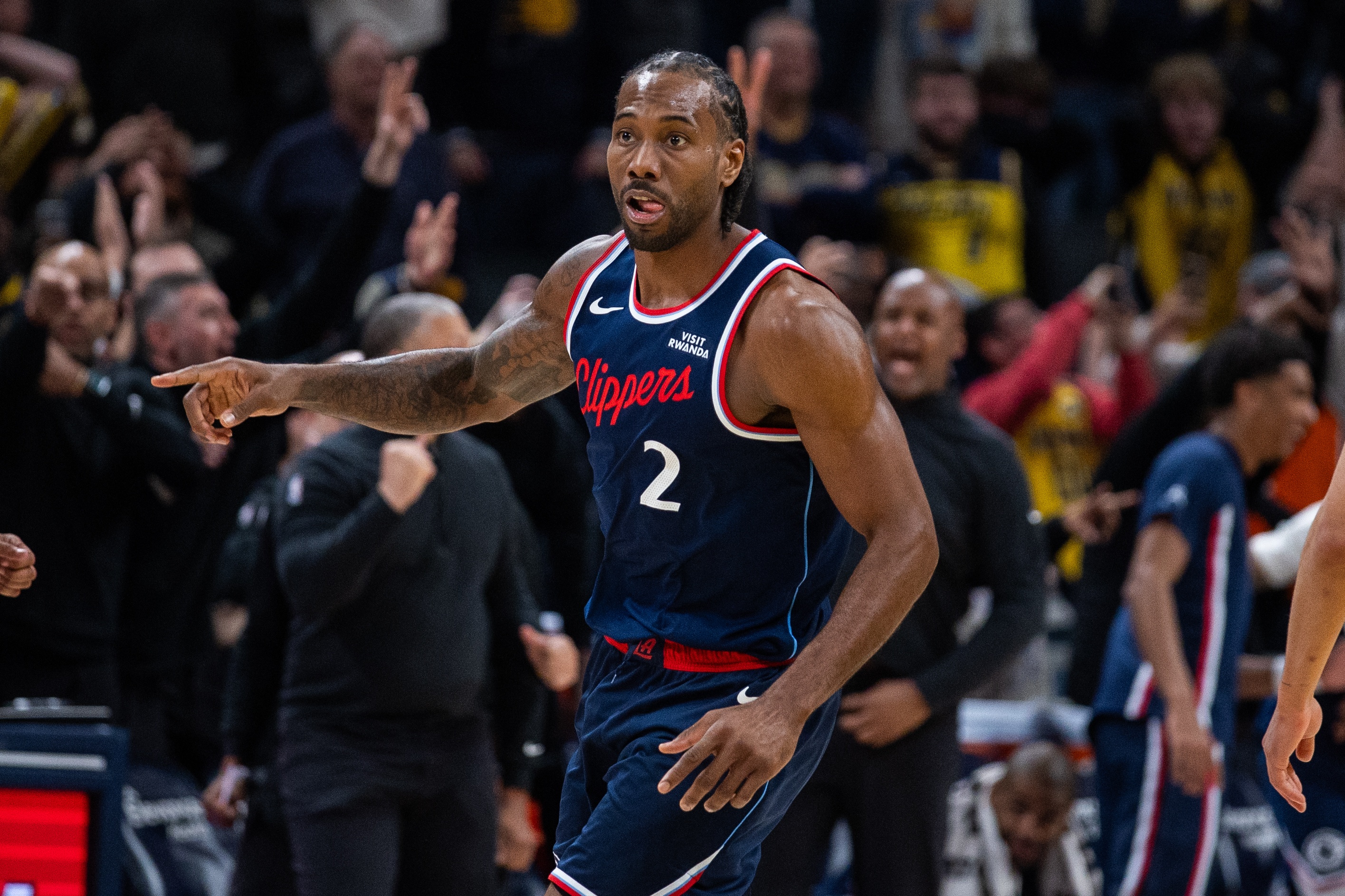 快船马刺首发公布 伦纳德再战旧主 文班亚马缺阵科内特入替 快船马刺首发公布 伦纳德再战旧主 文班亚马缺阵科内特入替