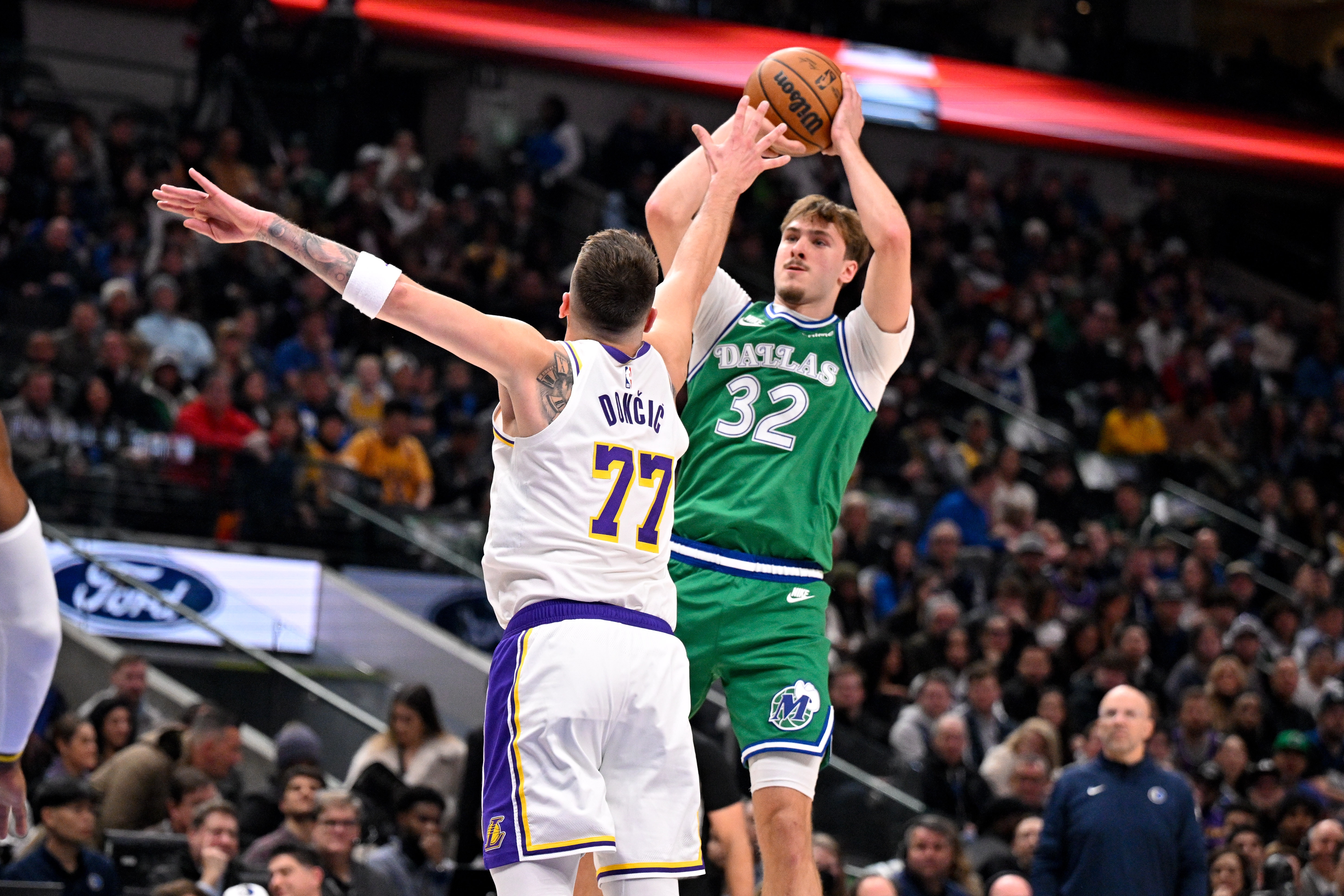 弗拉格51分创最年轻纪录 独行侠出品双星独占50+3断5三分榜单