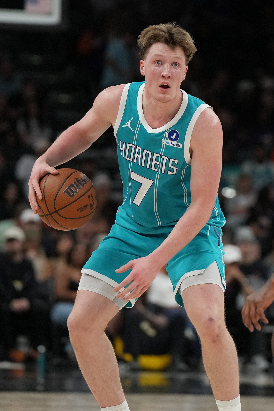 克尼佩尔36次20+领跑新秀榜 黄蜂大胜步行者