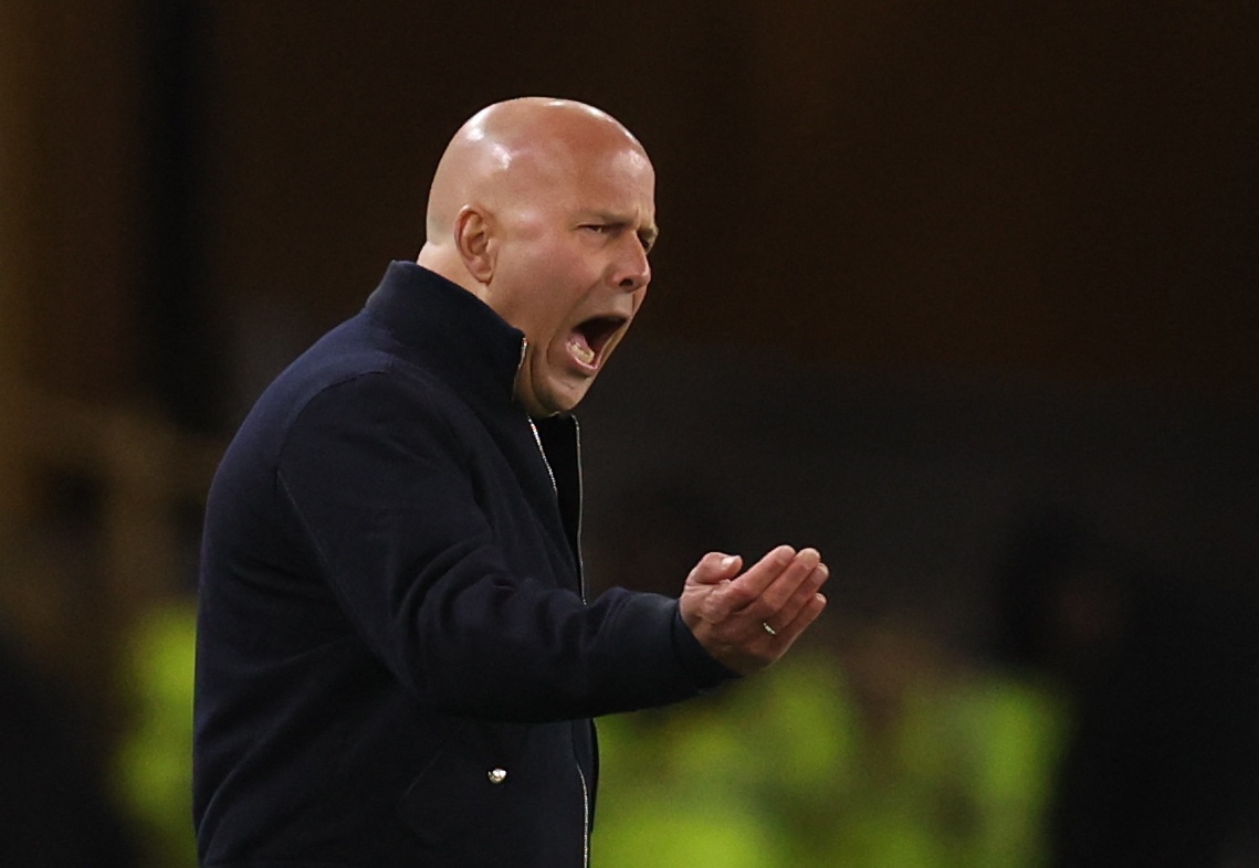 芬威力挺斯洛特留任 高层认定换帅非解药