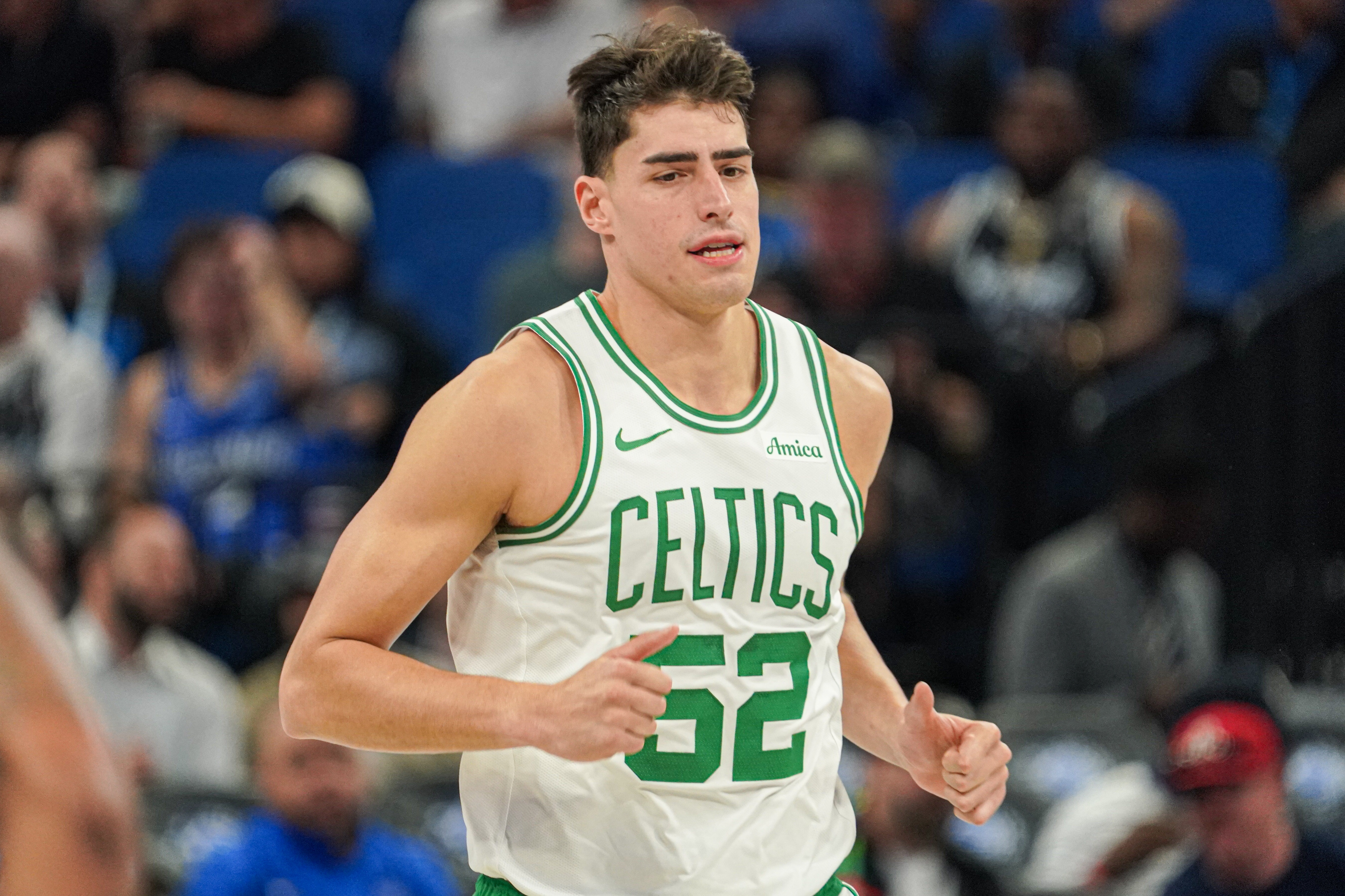 内姆哈德23助攻率队狂胜 里德百分百命中率难救主