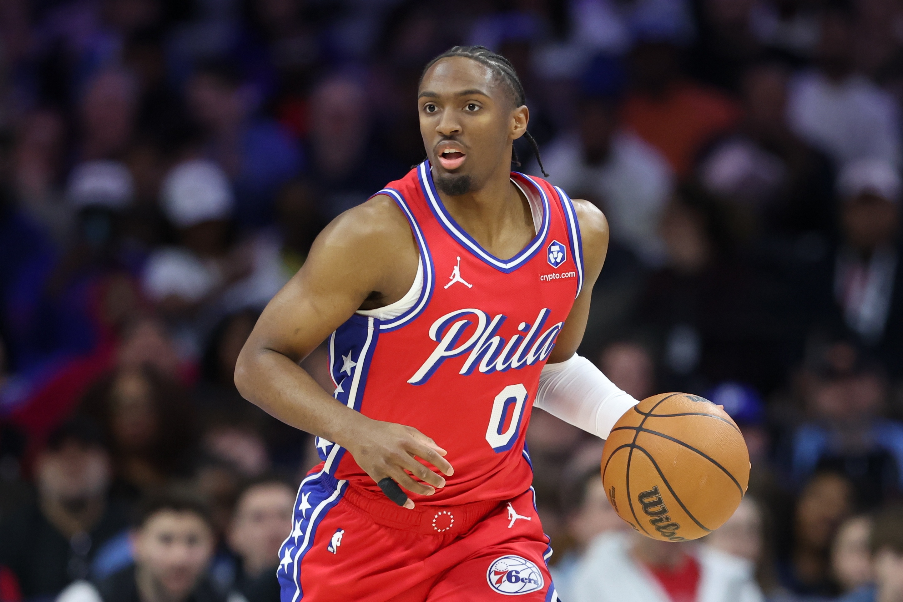 内姆哈德23助攻率队狂胜 里德百分百命中率难救主