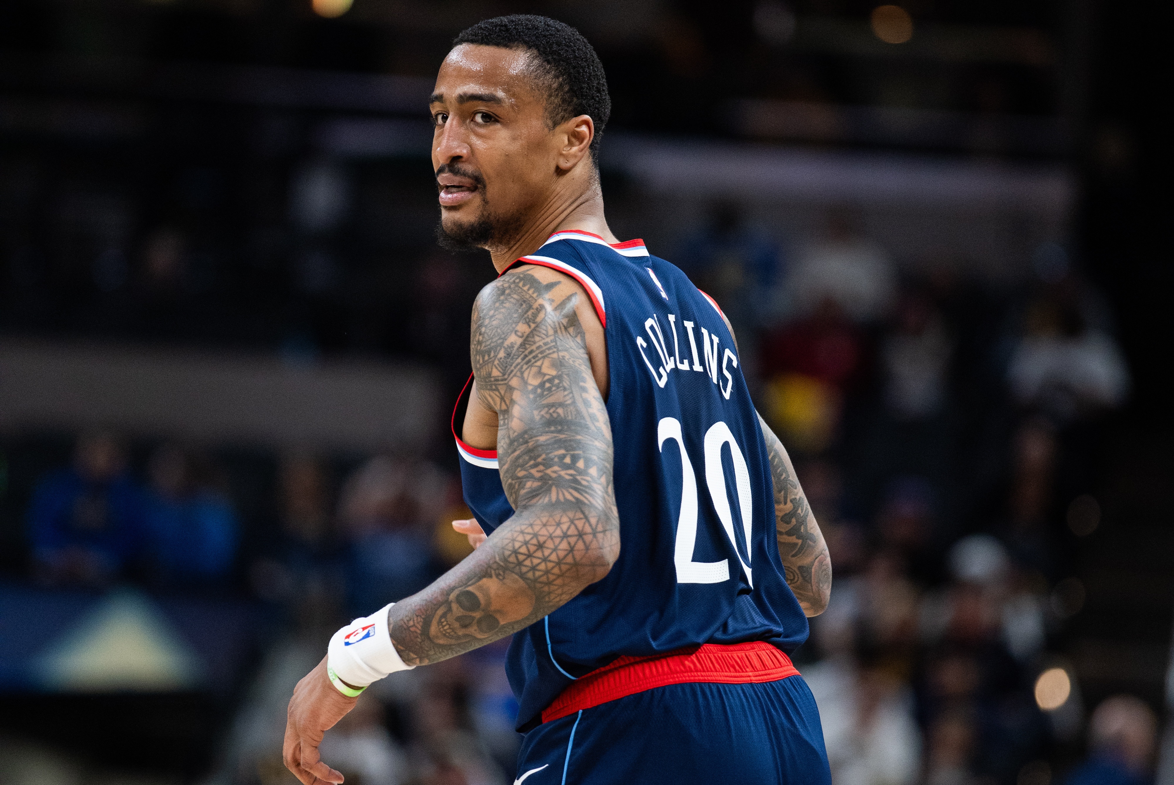 内姆哈德23助攻率队狂胜 里德百分百命中率难救主