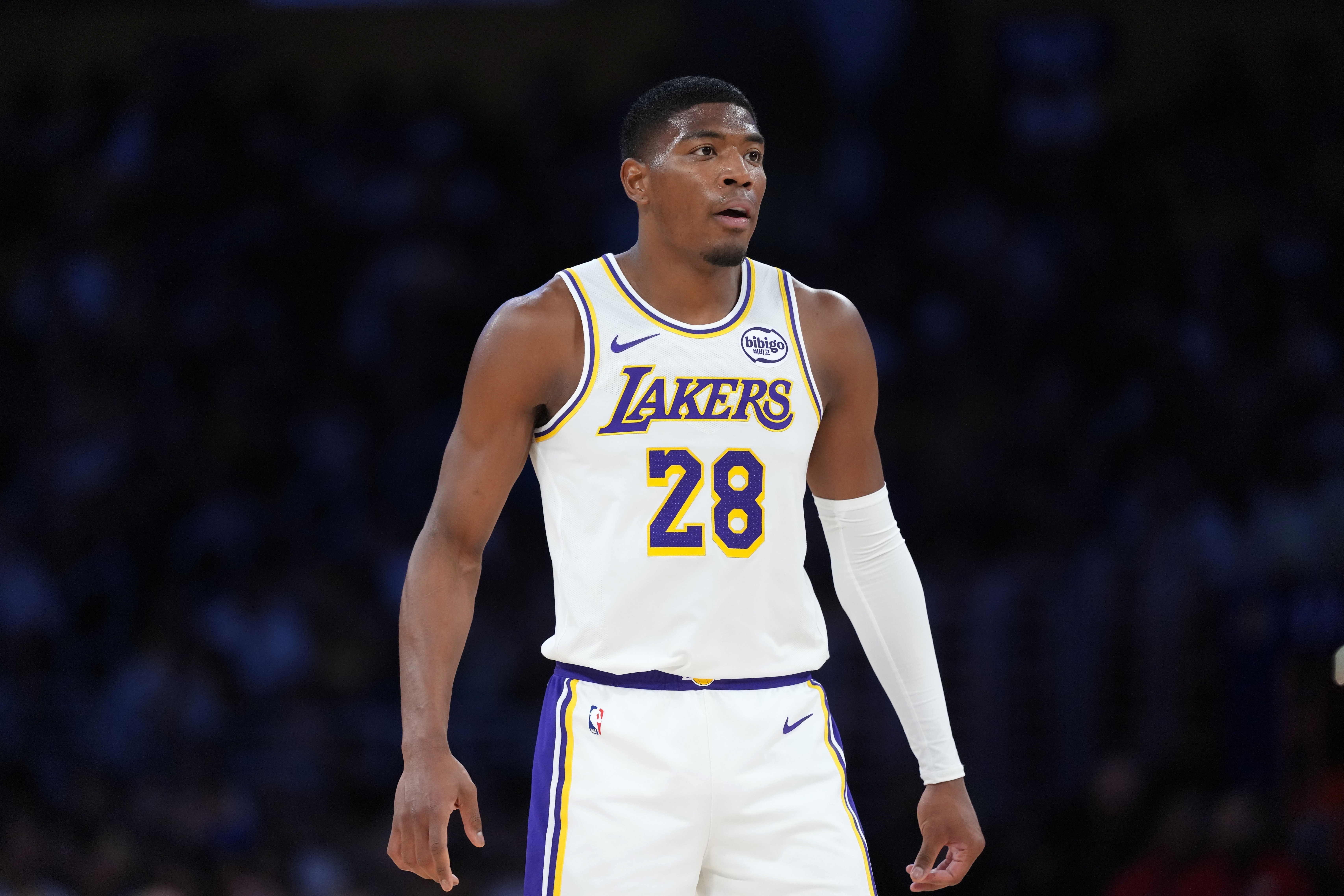 八村塁谈季后赛负荷 攻防兼顾与团队沟通成关键