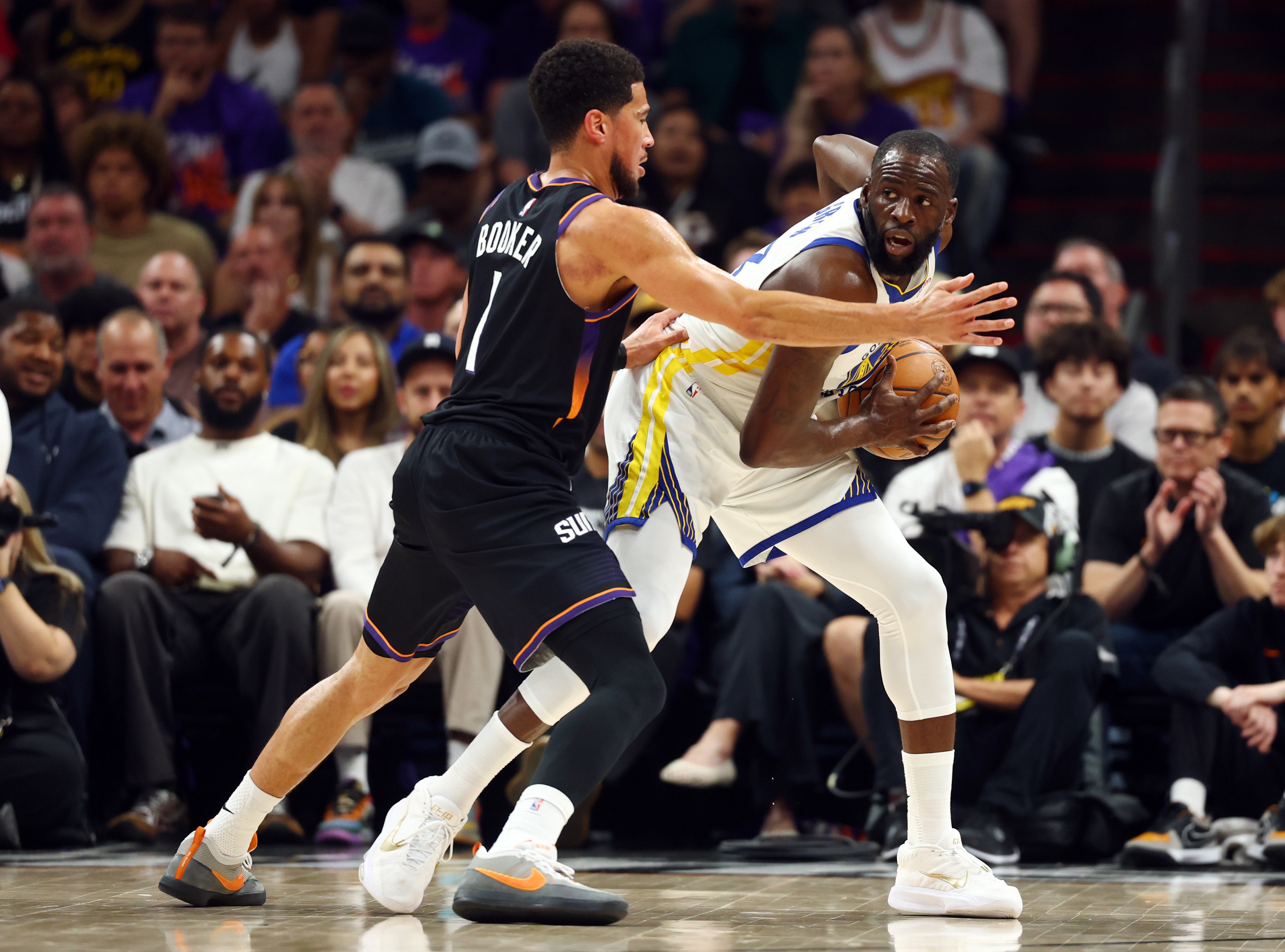 追梦复盘附加赛驱逐事件 称布克向裁判撒谎 赛后双方已通话和解