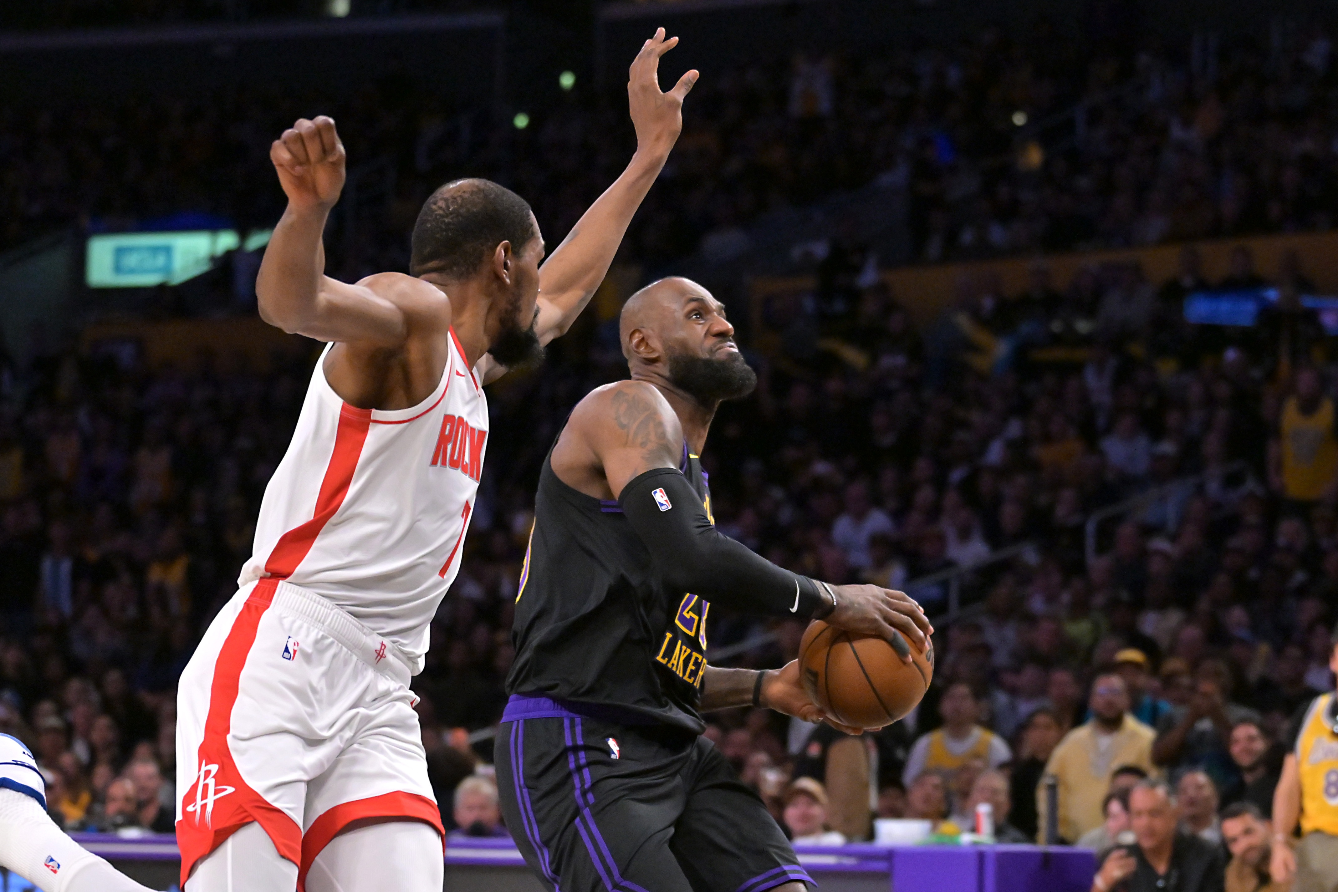 前NBA球员霍林斯:詹杜区别在于传球与得分倾向 前NBA球员霍林斯:詹杜区别在于传球与得分倾向