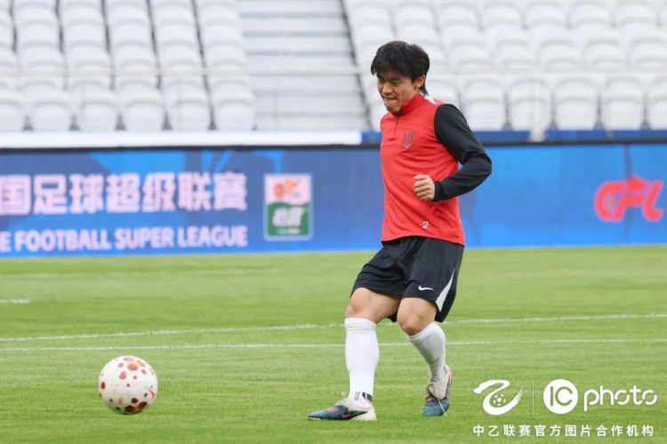 成都蓉城客战申花 阿洛伊西强调防守反击效率