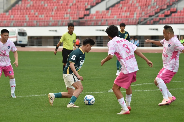 木合买提梅开二度 榆林矿工旅投4-0大连传易取开门红