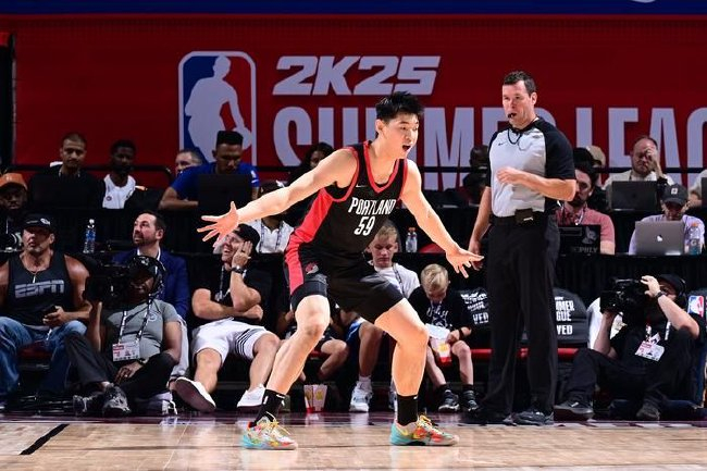 崔永熙谈NBA之路：姚明易建联百年一遇，我们只能靠练
