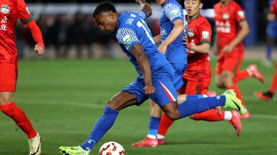 申花3-1客胜梅州重返榜首 米内罗破荒+助攻撕掉单干标签
