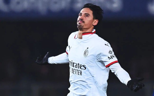 赖因德斯一击制胜 AC米兰客场1-0维罗纳